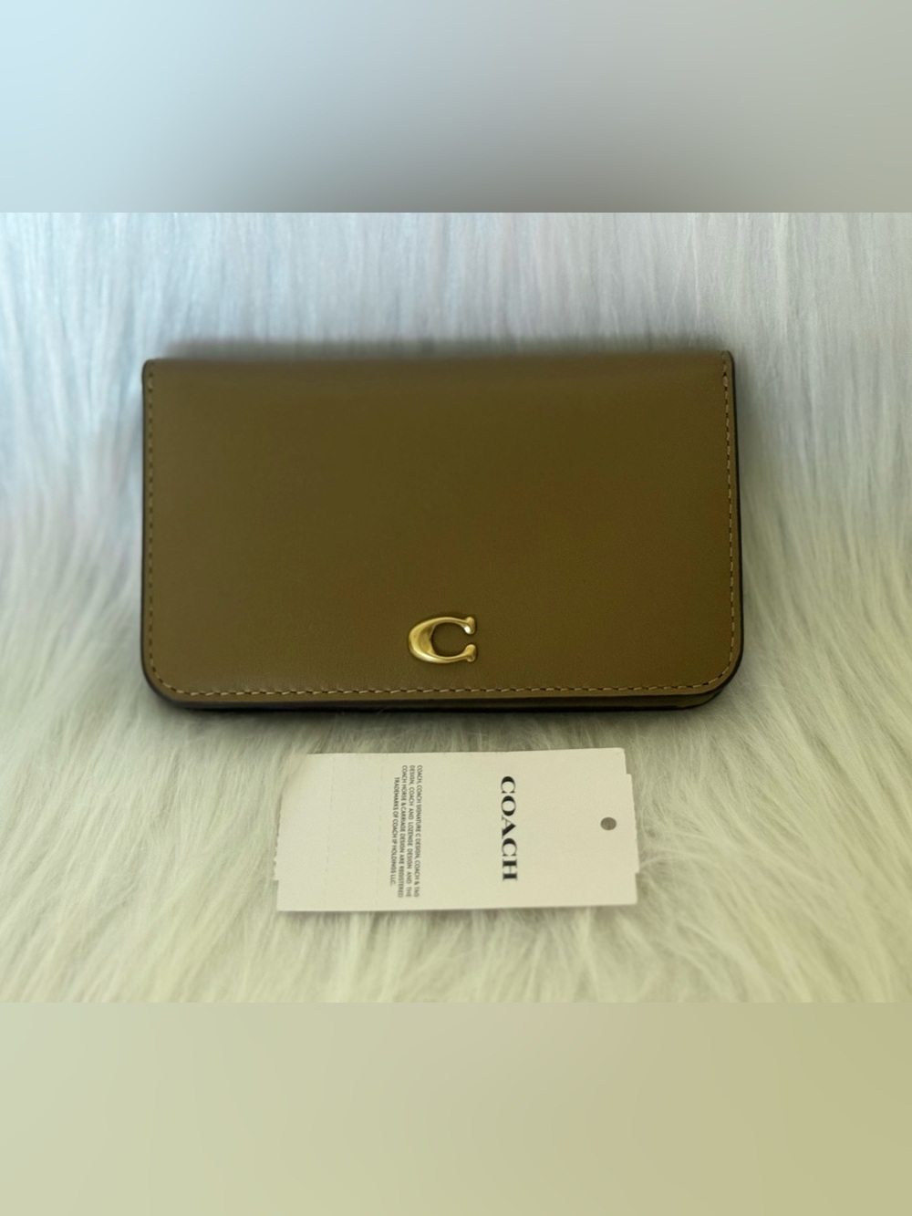 NWT Coach Essential Slim Card Case Wallet CR990 in Brass/Muted Olive